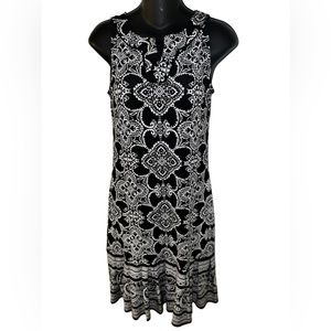 💜 White House Black Market Ladies Dress